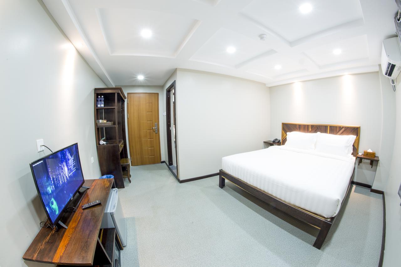 Tristar Hotel Yangon Exterior foto