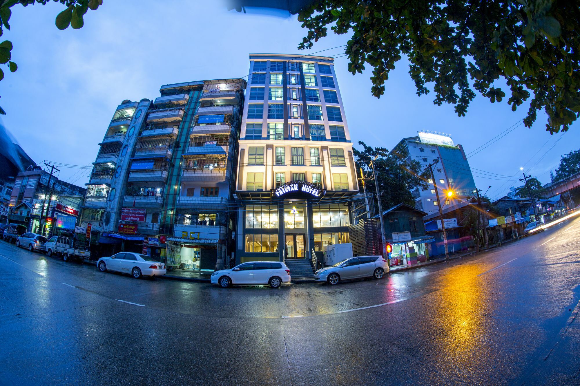 Tristar Hotel Yangon Exterior foto